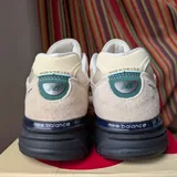 Кроссовки New Balance 990v4 4