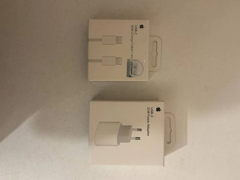 Зарядное устройство Apple