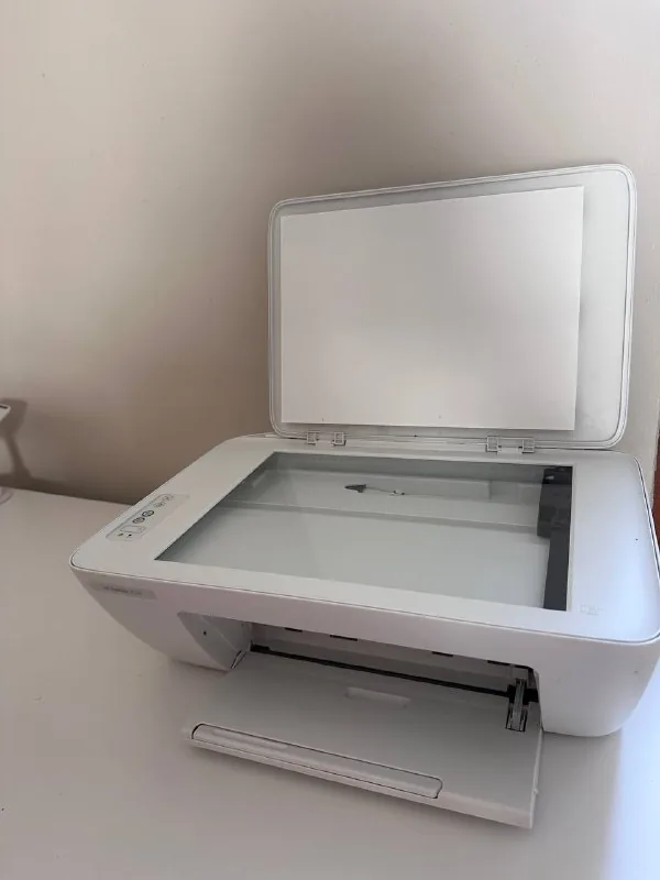 Принтер и сканер HP DeskJet 2320 1