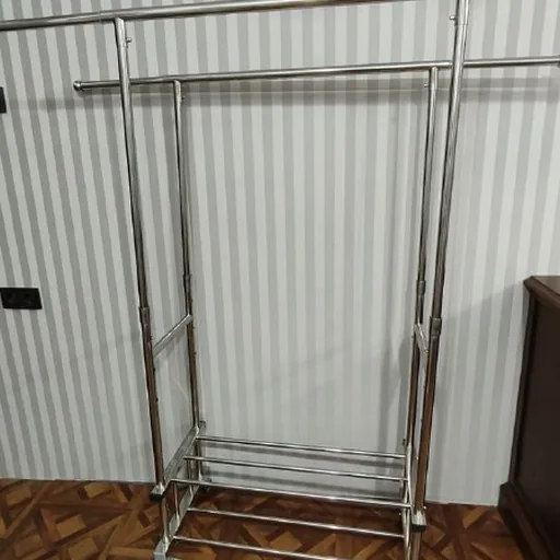 Рэйл для одежды