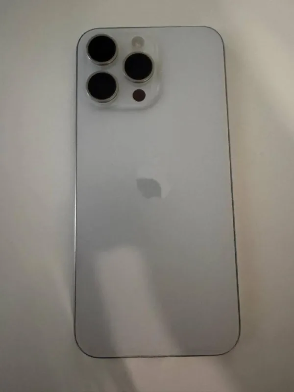 iPhone 15 Pro Max 512 GB 1