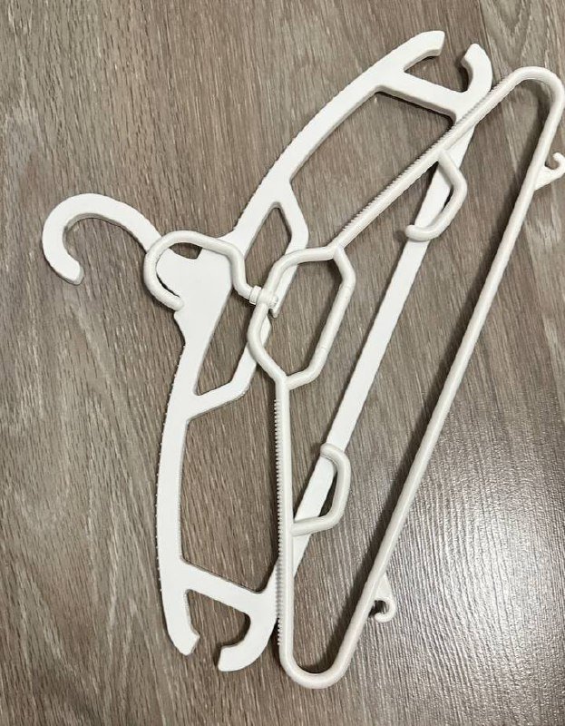 Вешалки для одежды, 17 штук