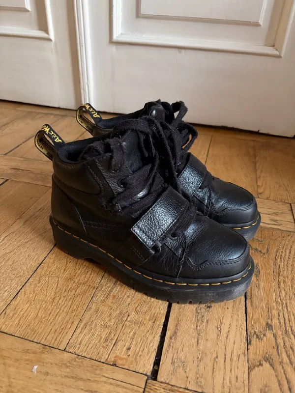 Ботинки Dr Martens ZUMA II 1
