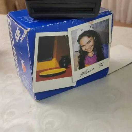 Polaroid 636