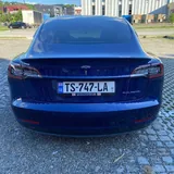 Tesla Model 3 2