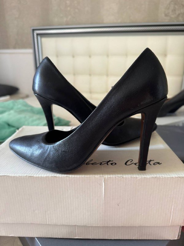 Женские туфли черные размер 39