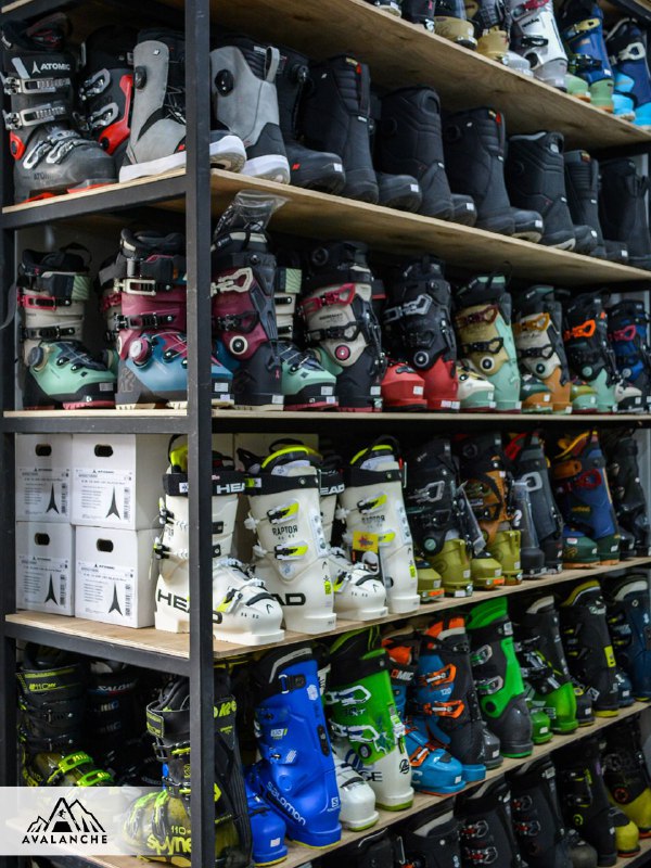 Ski equipment for rent and sale 3