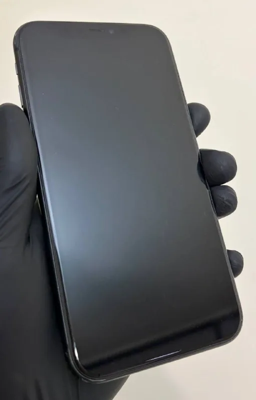iPhone 11 128 ГБ 1