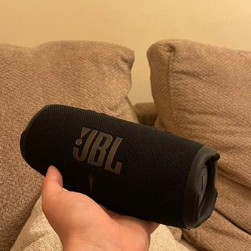 JBL Charge 5