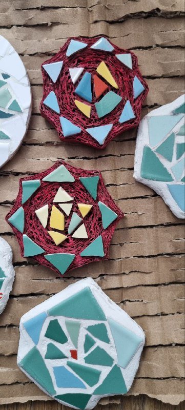 Новогодние игрушки ручной работы с мозаикой 3