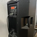 Пара активных колонок Behringer DR112DSP, стойки 2