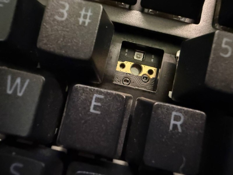Клавиатура Razer Blackwidow v4 75% hot swap 3