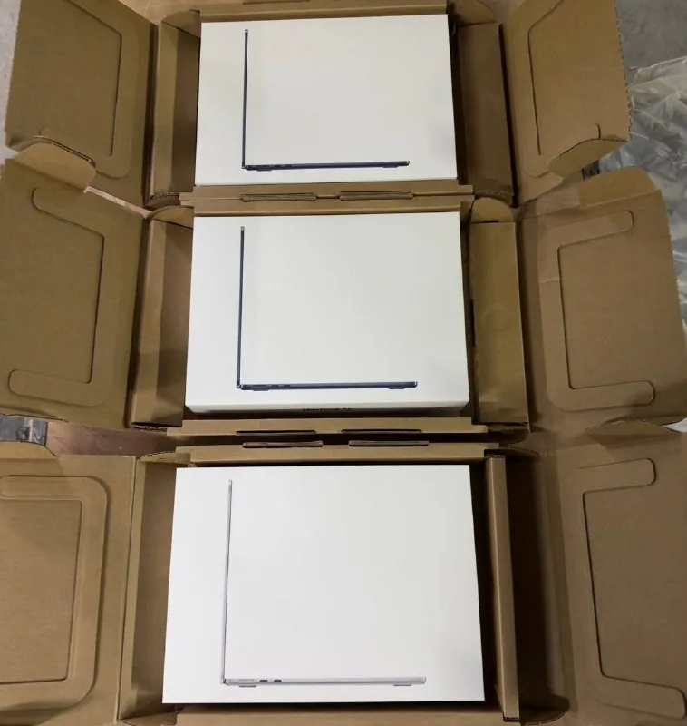 Macbook Air 13 M5 16/512 ГБ