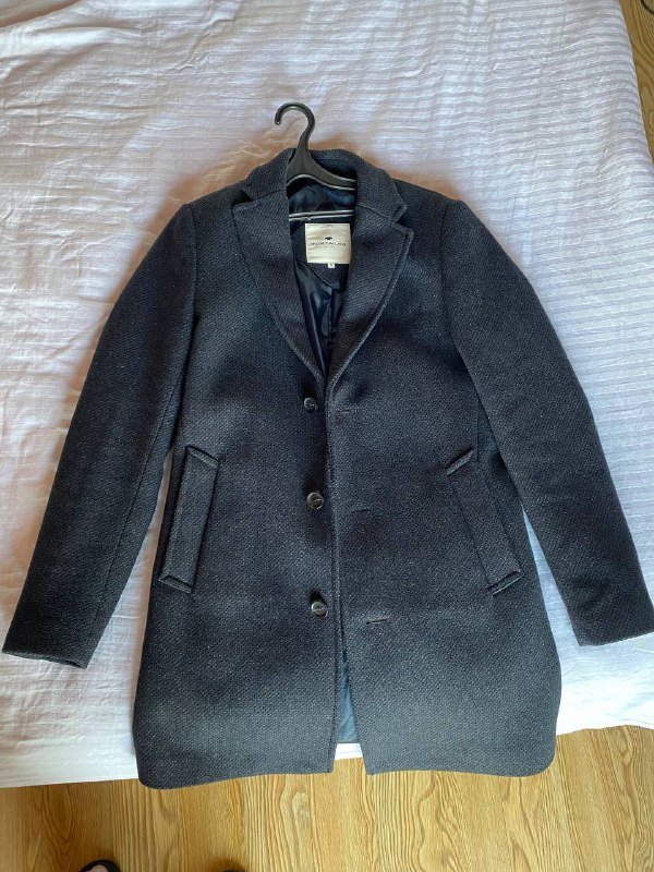 Синий пиджак, черный пиджак Antony Morato, пальто Tom Tailor, горнолыжные перчатки 3