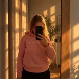 Куртка-бомбер Nike, худі Champion 2