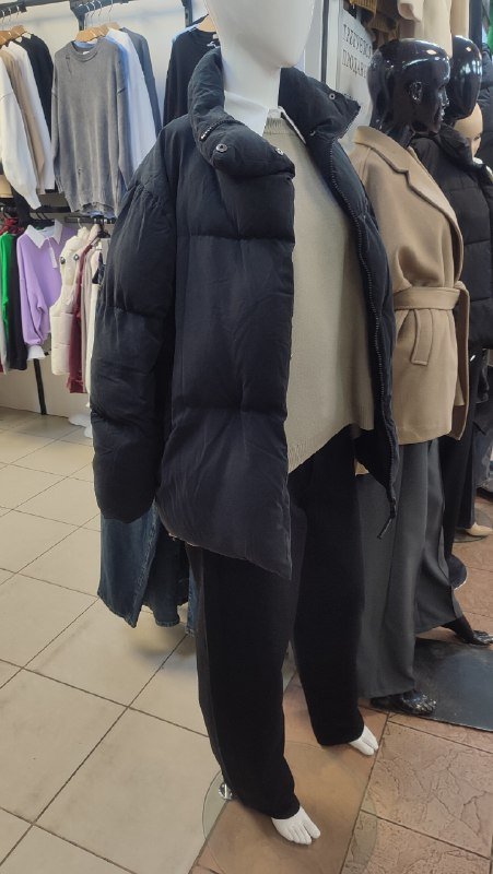 Теплая куртка черная оверсайз XS