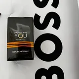 Обувь Adidas, шорты Nike, духи Giorgio Armani, рубашка, юбка 5