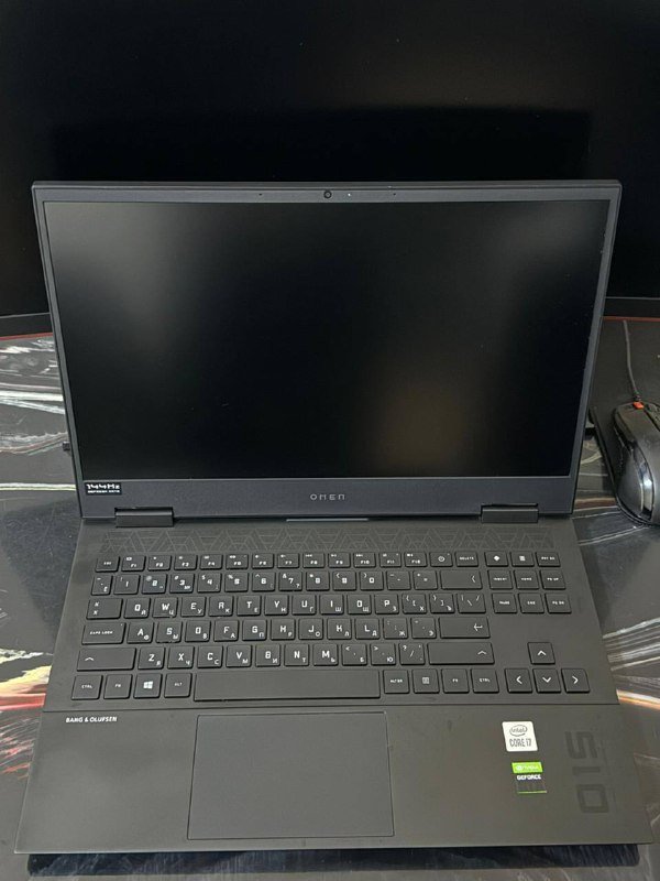 Ноутбук Omen 15, наушники AirPods 3 6