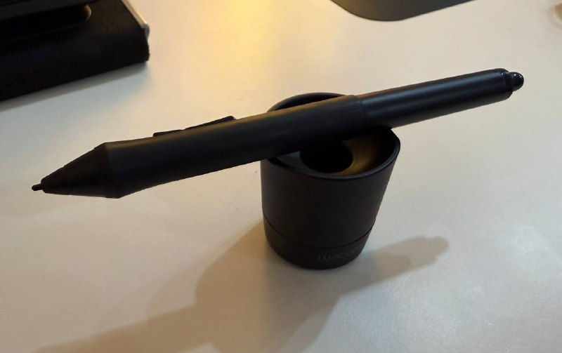 Планшет Wacom Intuos pro small с аксессуарами 5