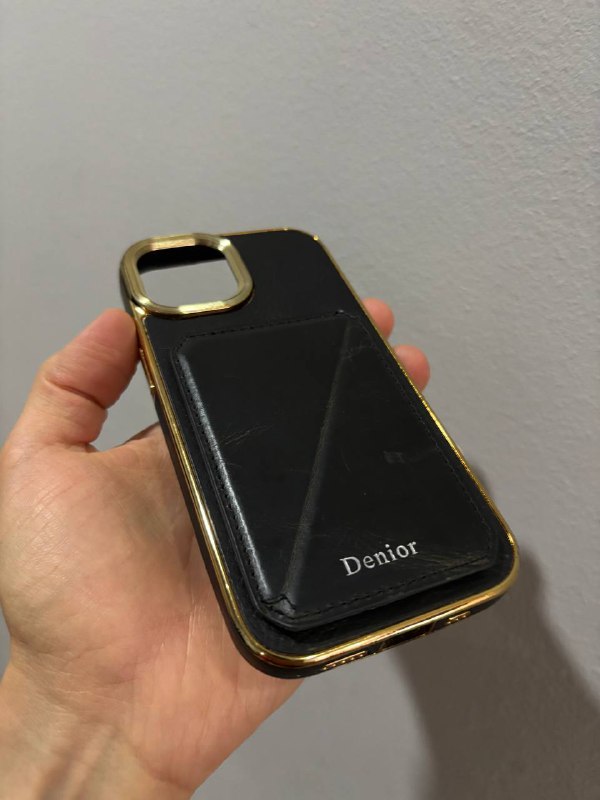 Чехол под IPhone 15 из натуральной кожи с кармашком