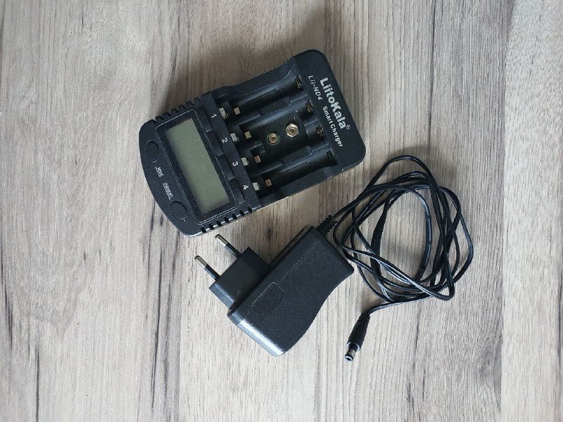 Зарядное устройство для аккумуляторов