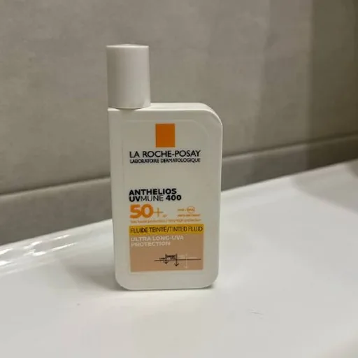 Солнцезащитный крем La Roche-Posay SPF 50
