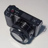 Sony ZV-E10 с китовым объективом и ND-фильтром 1