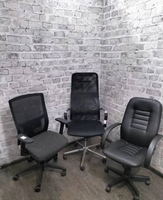 столы и кресла