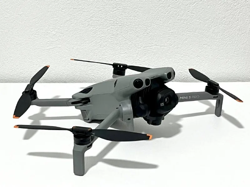 Дрон DJI Mini 5 Pro Fly More Combo Plus 1