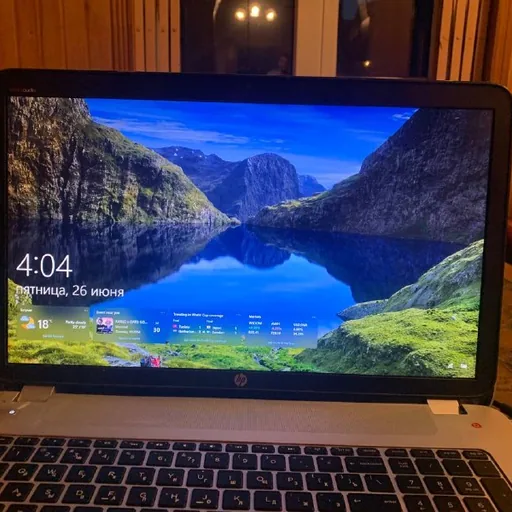 HP Envy 17-j121sr