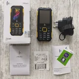 Учебник русский язык, учебник физика, рабочая тетрадь, наушники, телефон, кошелек, заколочки, детский трактор 5