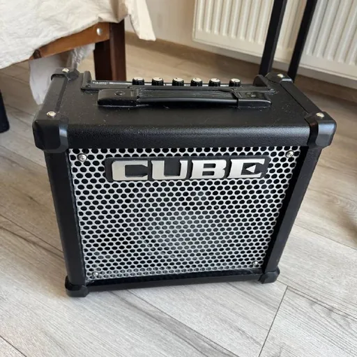 Roland Cube 10GX