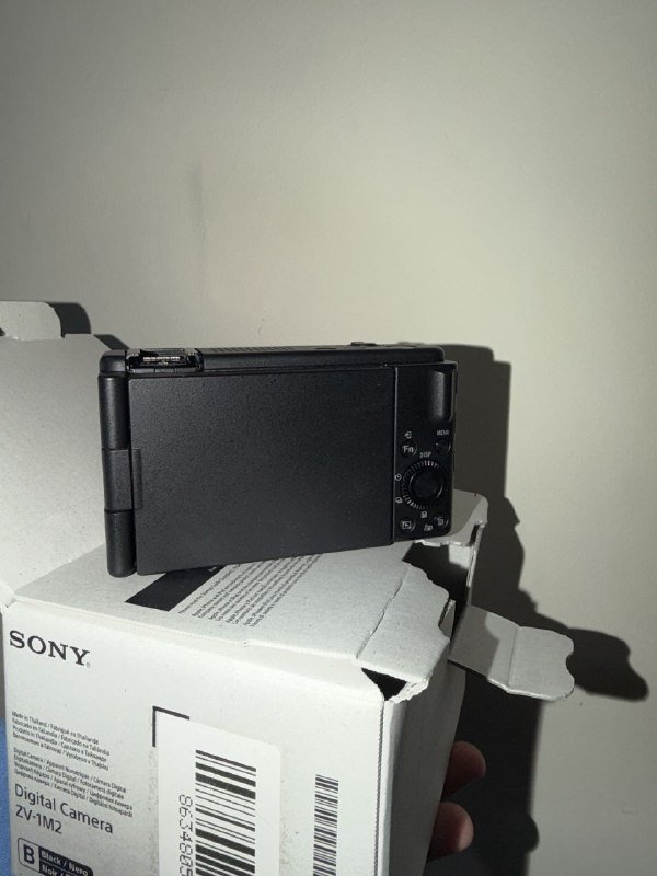 Sony ZV-1 II камера, накамерная вспышка 4