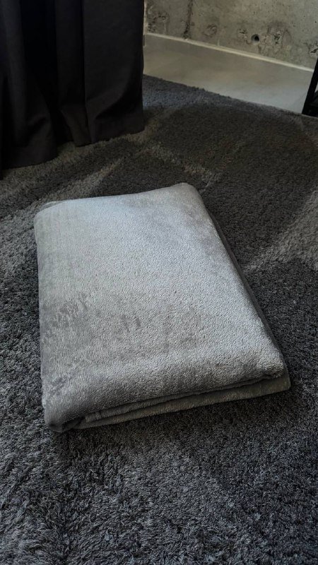 подставка деревянная, стаканы, коврик, ваза, кольцевая лампа, коврик для йоги, роллер, массажный мяч, дарсонваль, пледы, покрывало 9