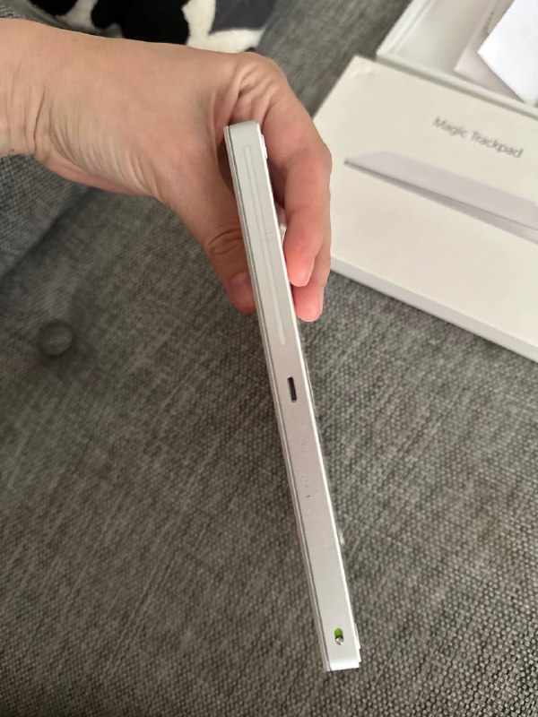 Trackpad на лайтнинге, цену предлагайте 2