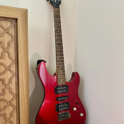 Электрогитара Yamaha RGX 121Z