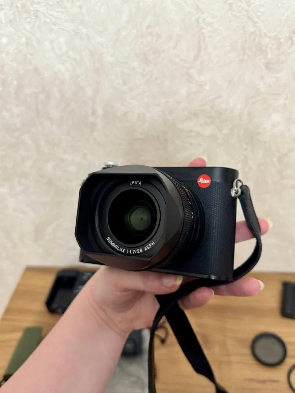 Leica Q3 1