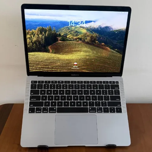 MacBook Air Retina 13 2019 i5 8 GB 128 GB