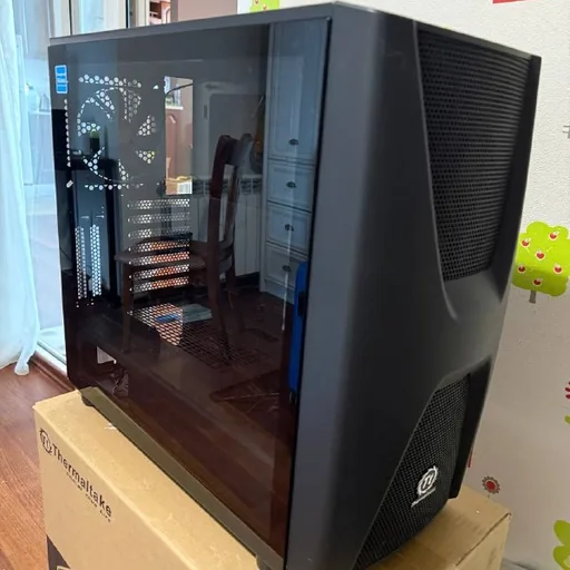 Корпус для ПК Thermaltake, 2 тихих вентилятора 200mm