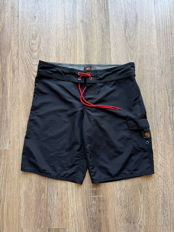 Шорты Calvin Klein, Champion, Oakley, Ed Hardy, Mammut, Nike, Carhartt, Berghaus 7