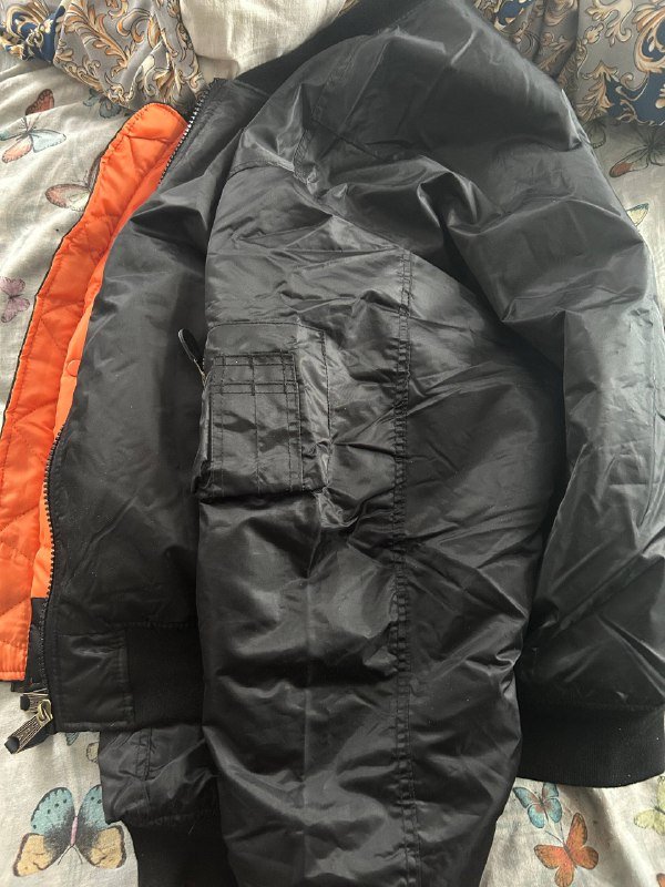 Зимний мужской бомбер черный новый теплый 2