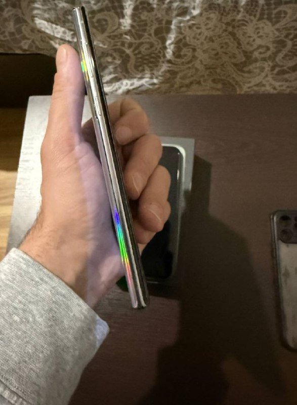 Iphone 11 Pro 256GB, Samsung Galaxy Note 10 256GB 7