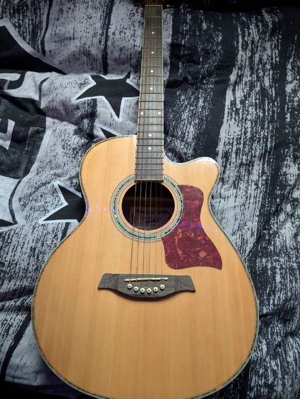 Электроакустическая гитара Lucky Star CG202EQ N