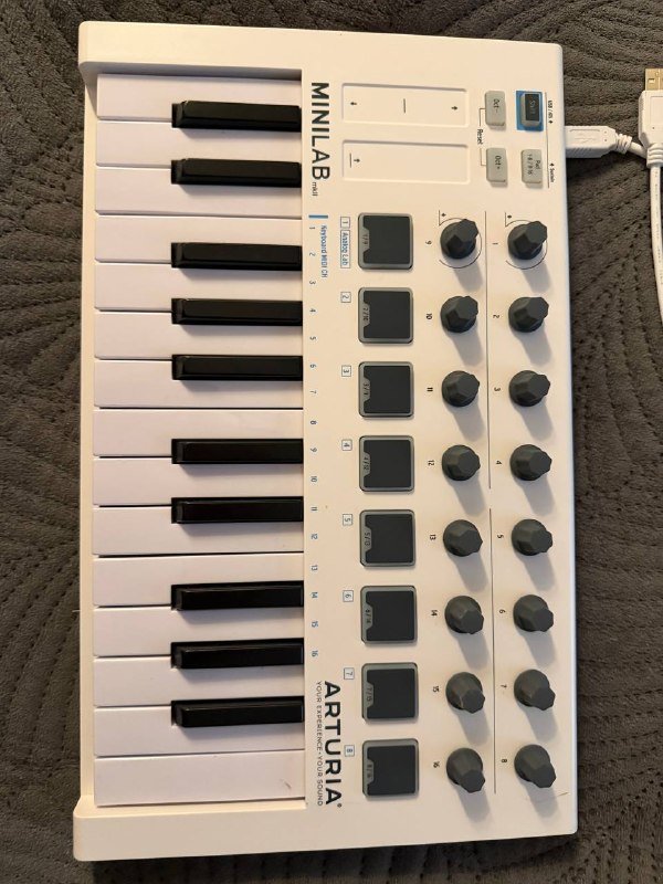 MIDI-клавиатура Arturia MiniLab mkII