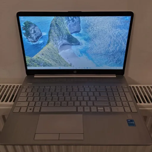 HP 15-DW3163ST ноутбук