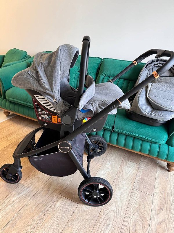 Коляска 3 в 1 Carella Epica 5