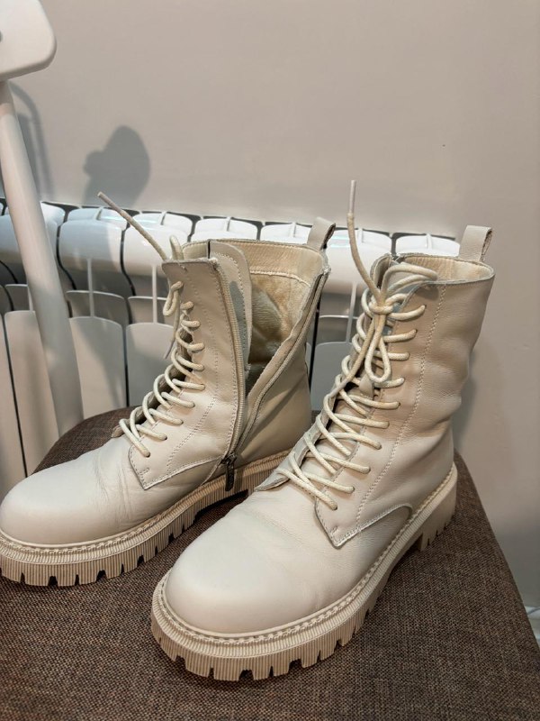 Ботинки осенние женские, Кроссовки Reebok, Подушка дорожная, Корсет, Перчатки, Резинки для фитнеса, Платья, Очки 2
