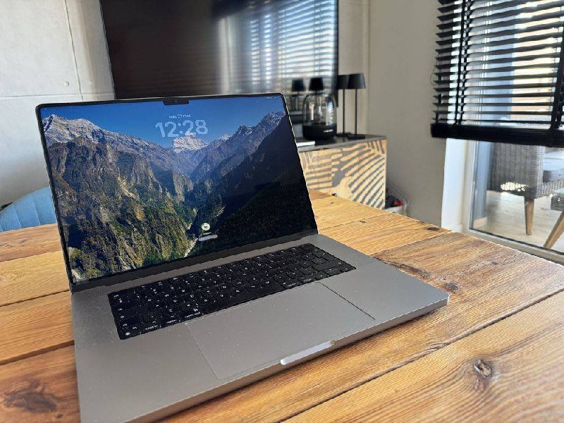 MacBook PRO 16” A2485 M1 3