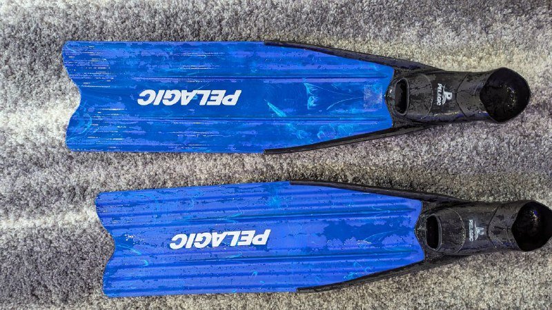 Защита для единоборств, ласты для фридайвинга 8