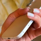 iPhone 16 2